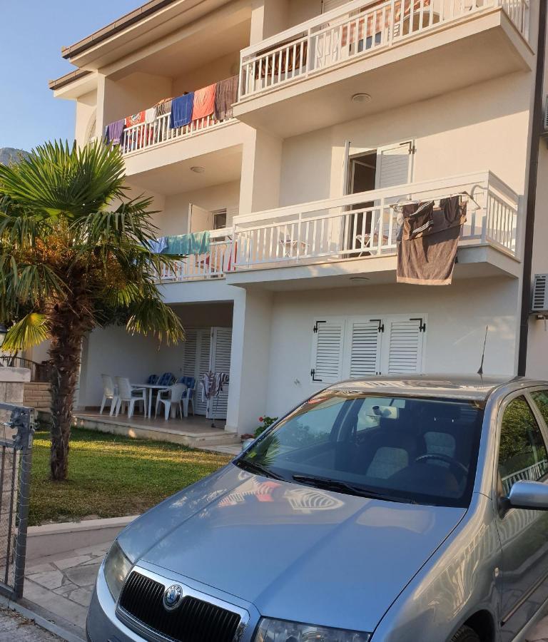 Mirta Apartment Gradac  Luaran gambar