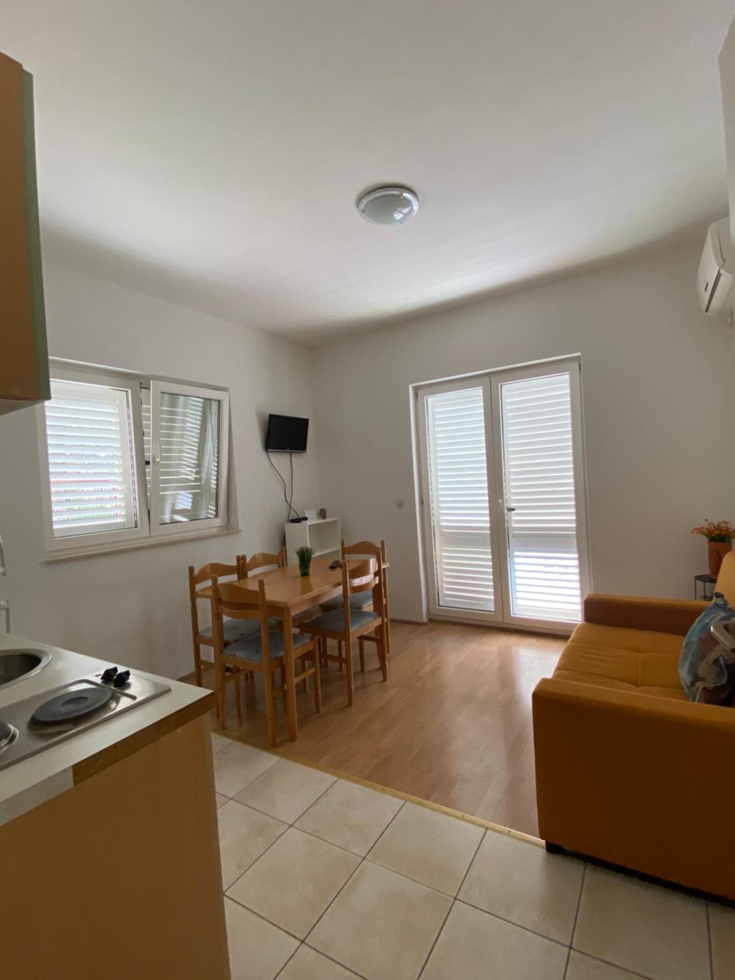Mirta Apartment Gradac  Luaran gambar